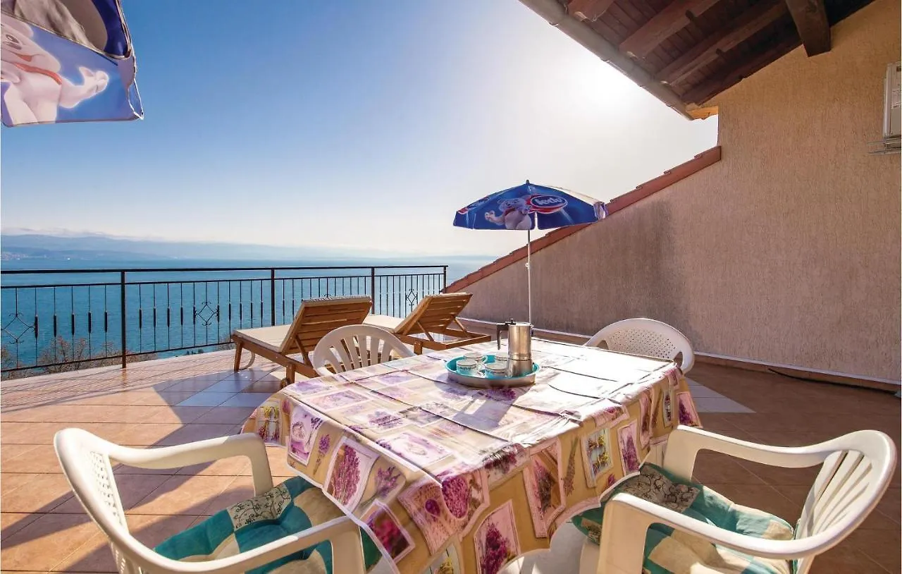 Gorgeous Apartment In Lovran With Kitchen