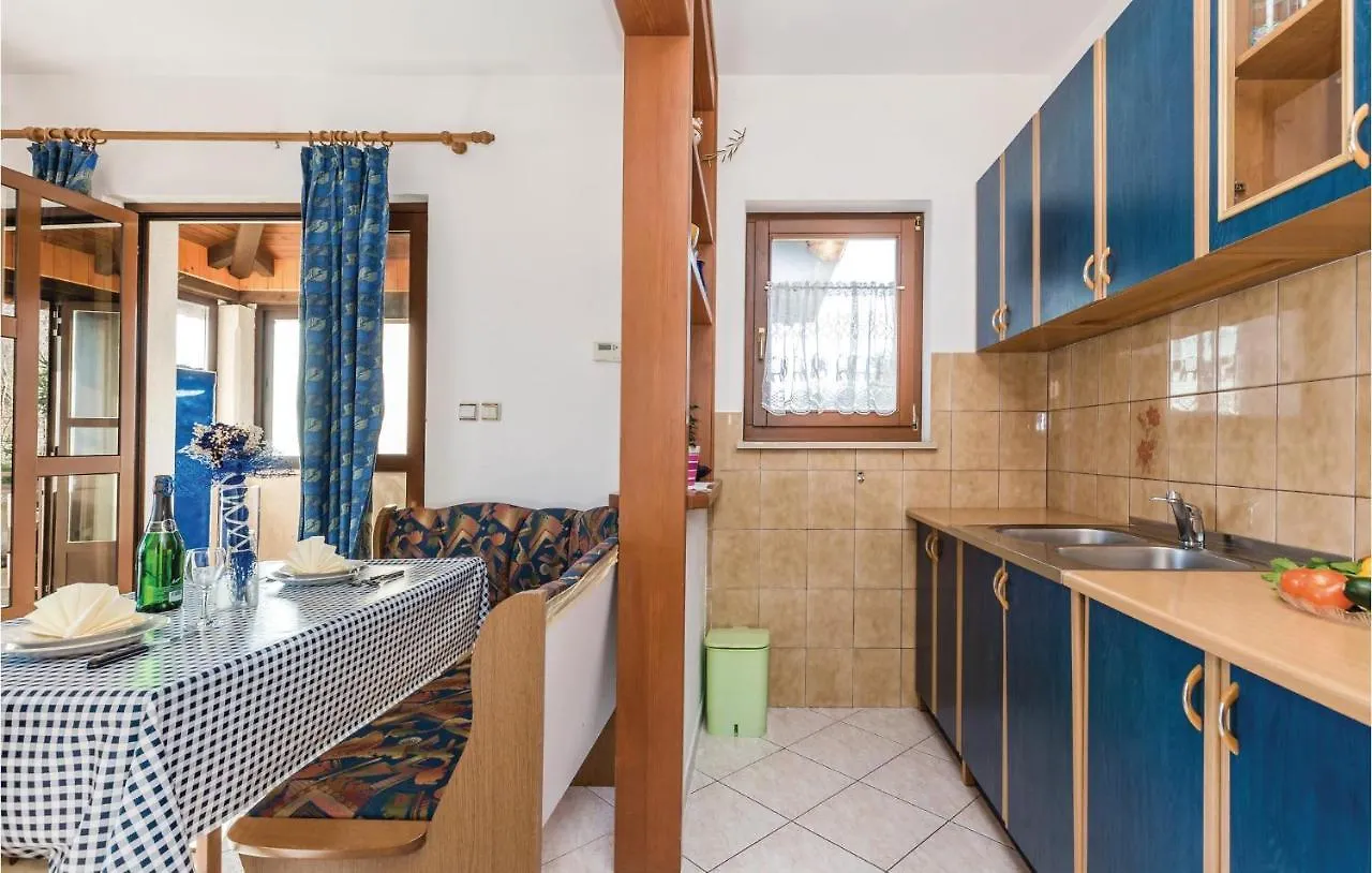Gorgeous Apartment In Lovran With Kitchen